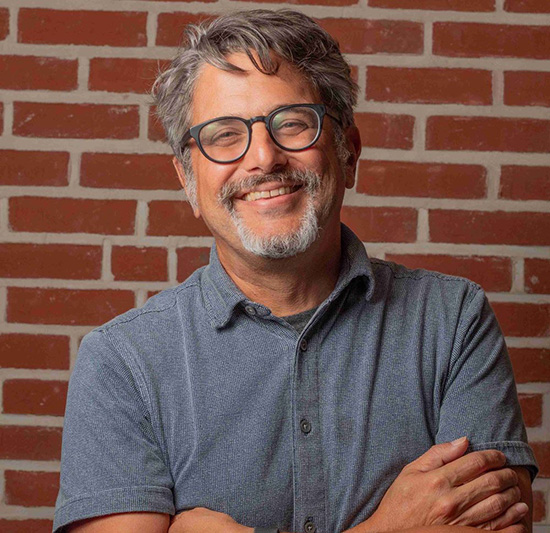 Julio Ricardo Varela, HPRA Journalist of the Year, MSNBC Columnist and Founder, Latino Rebels and The Latino Newsletter